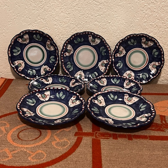 Vietri CAS Campagna Chicken Blue Border Red Dots 6" Bread Plate - Picture 6 of 9